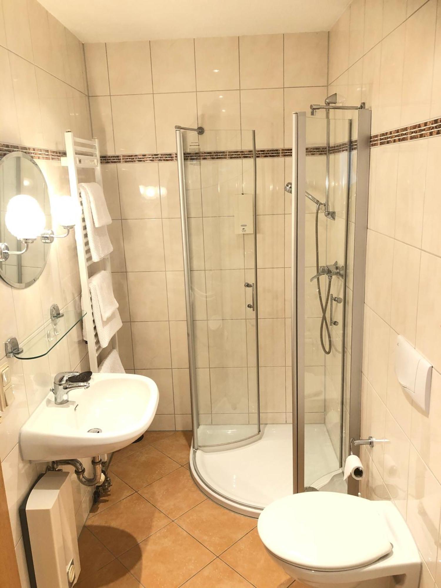 Ferienwohnung Familie Troeger Floh エクステリア 写真